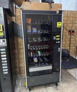 Automatic Products AP 121 Snack Vending Machine – Refurbished High-Capacity Vendor