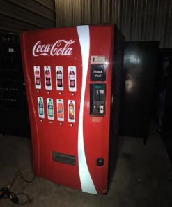 Alternative view of Vendo 721 Drink Vending Machine – Refurbished Can & Bottle Vendor