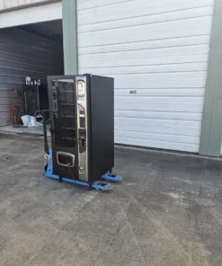 Alternative view of Wittern 3573 Combo Vending Machine – Refurbished Snack & Drink Vendor